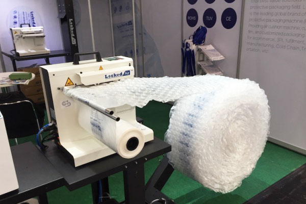 Locked Air on CeMAT